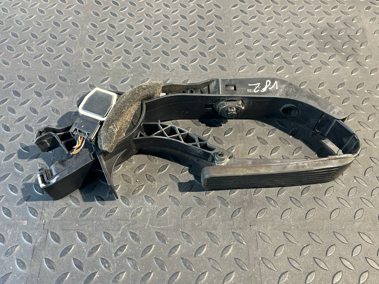 Педаль газа Mercedes E/W211 2002-2009