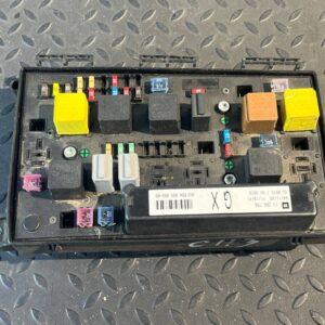 Блок предохранителей Opel Astra/H 2004-2014