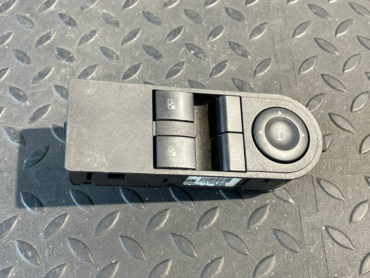 Блок управления стеклоподъемниками Opel Astra/H 2004-2014