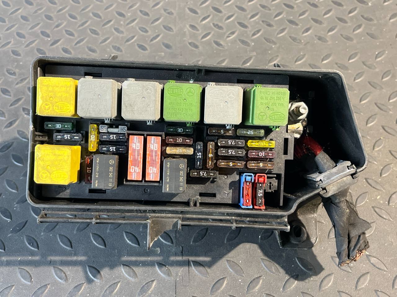 Блок предохранителей Mercedes M/W164 2005-2011