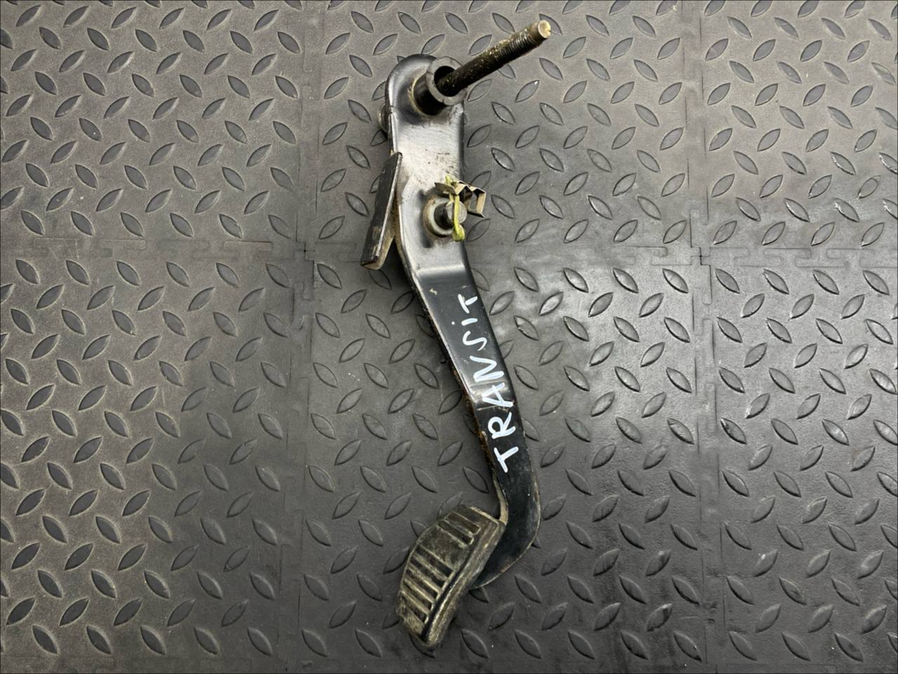 Педаль тормоза Ford Transit 2000-2006