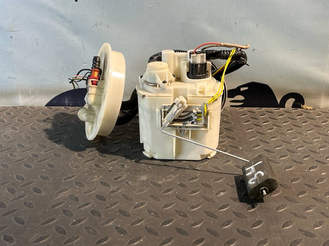 Насос топливный Ford Mondeo/3 2000-2007