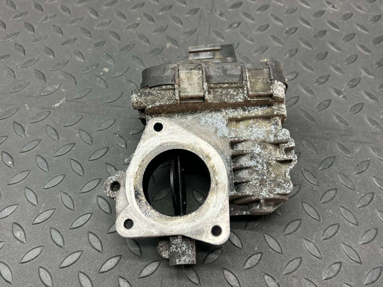 Заслонка дроссельная Opel Zafira/B 2005-2014