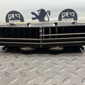 Дефлектор воздушный центральный Opel Astra/H 2004-2014