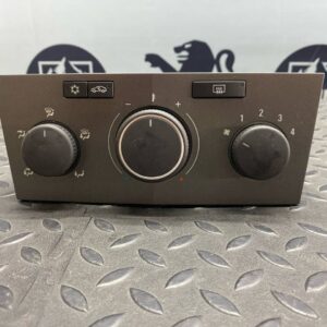 Блок управления климатом Opel Astra/H 2004-2014