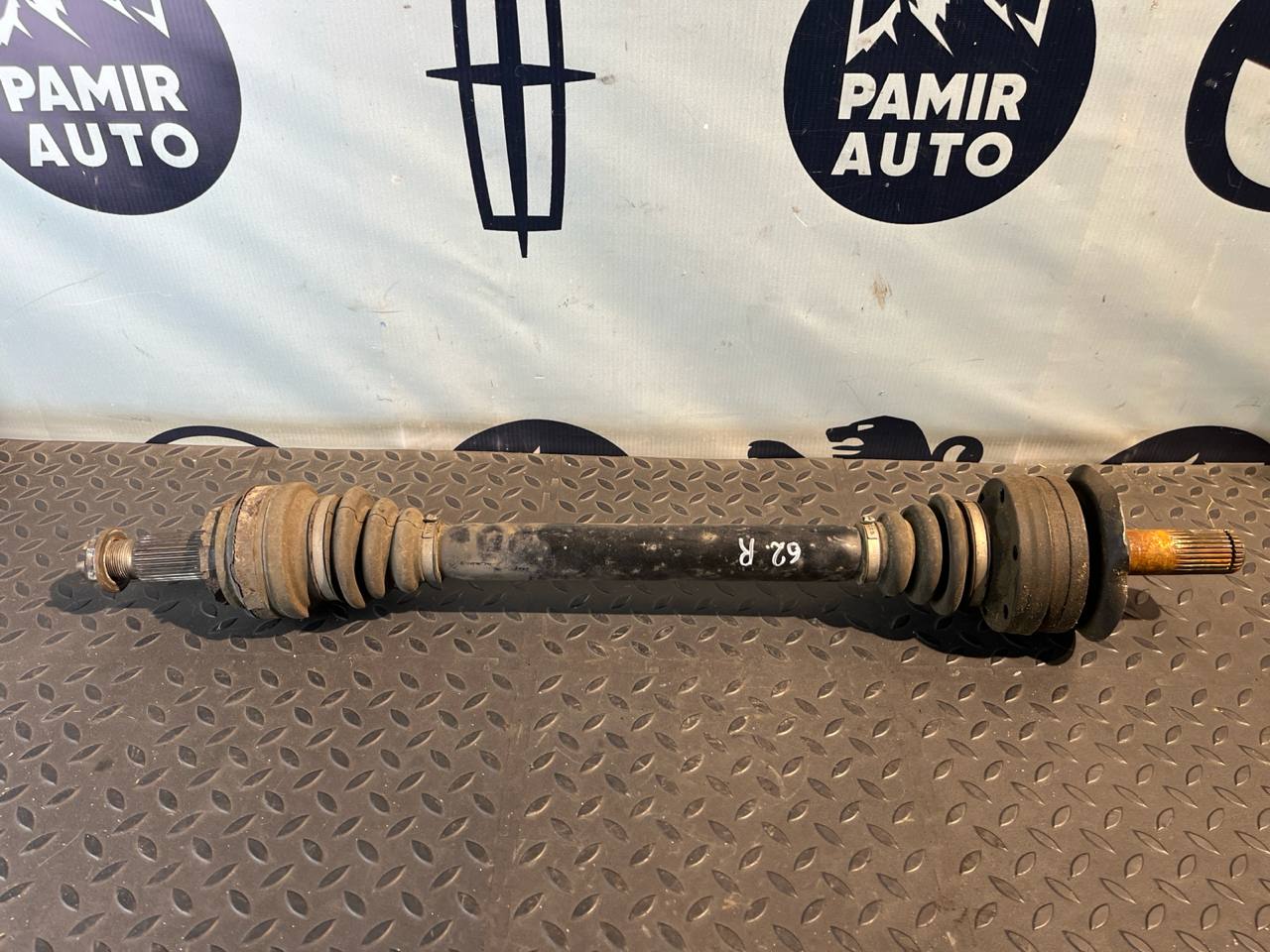 Полуось задняя правая BMW 3/E90 2004-2013