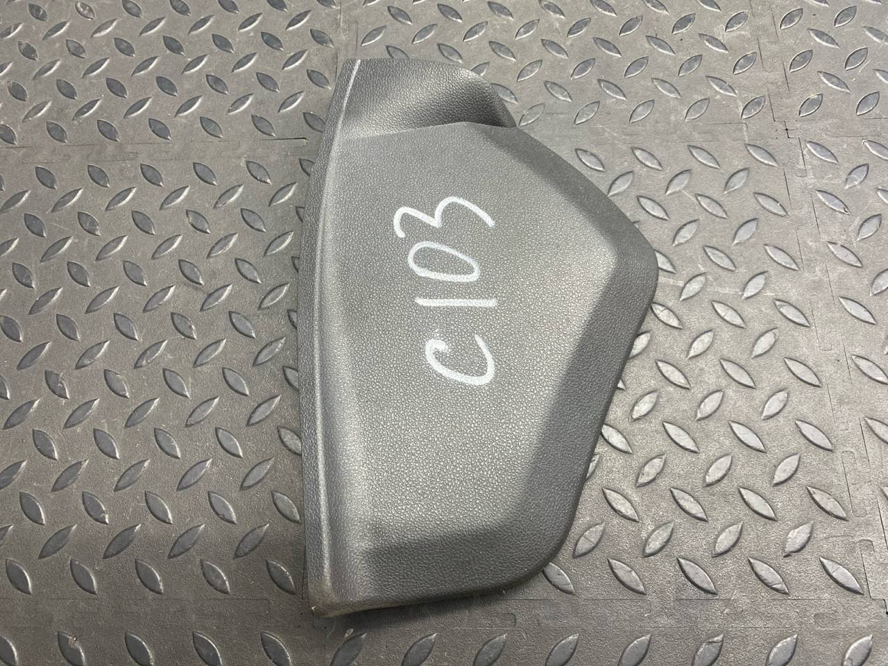 Накладка на торпедо левая Mercedes C/W203 2000-2008