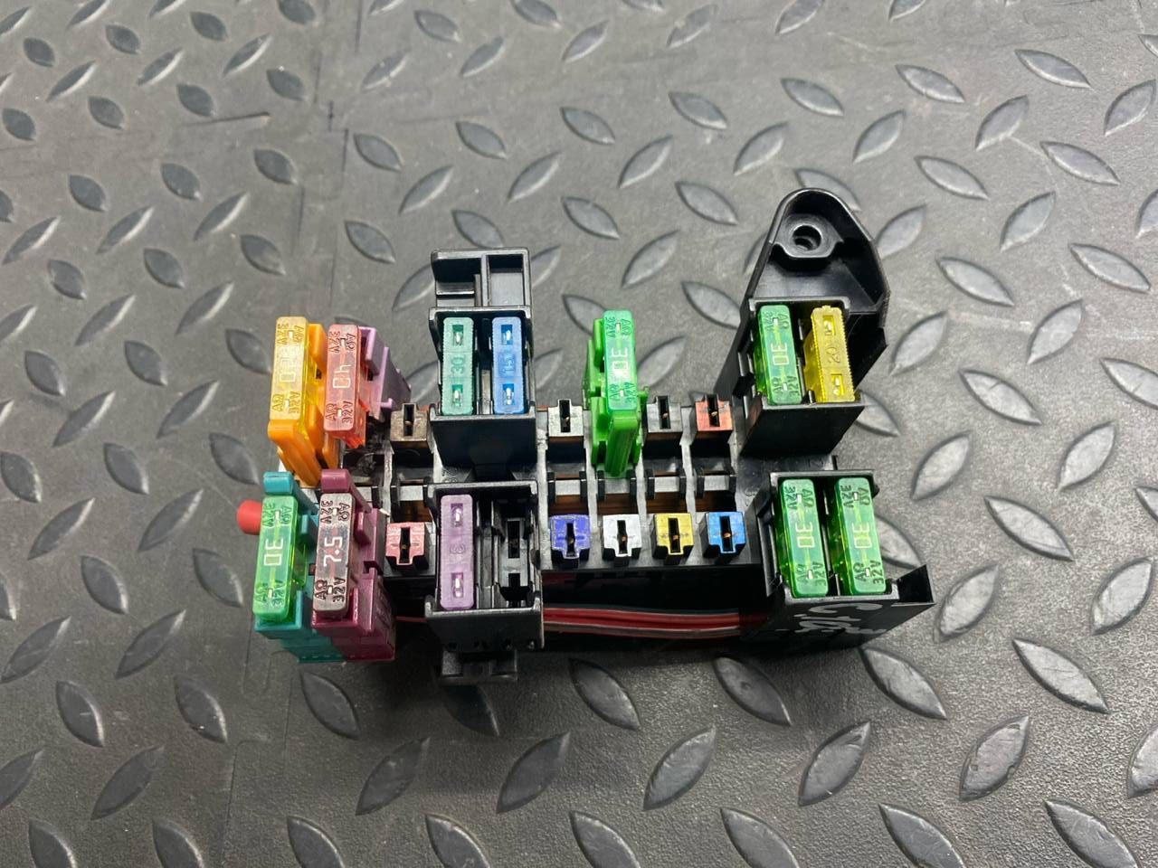 Блок предохранителей Mercedes C/W203 2000-2008