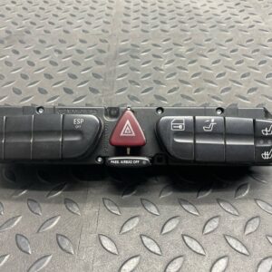 Кнопка аварийной сигнализации Mercedes C/W203 2000-2008