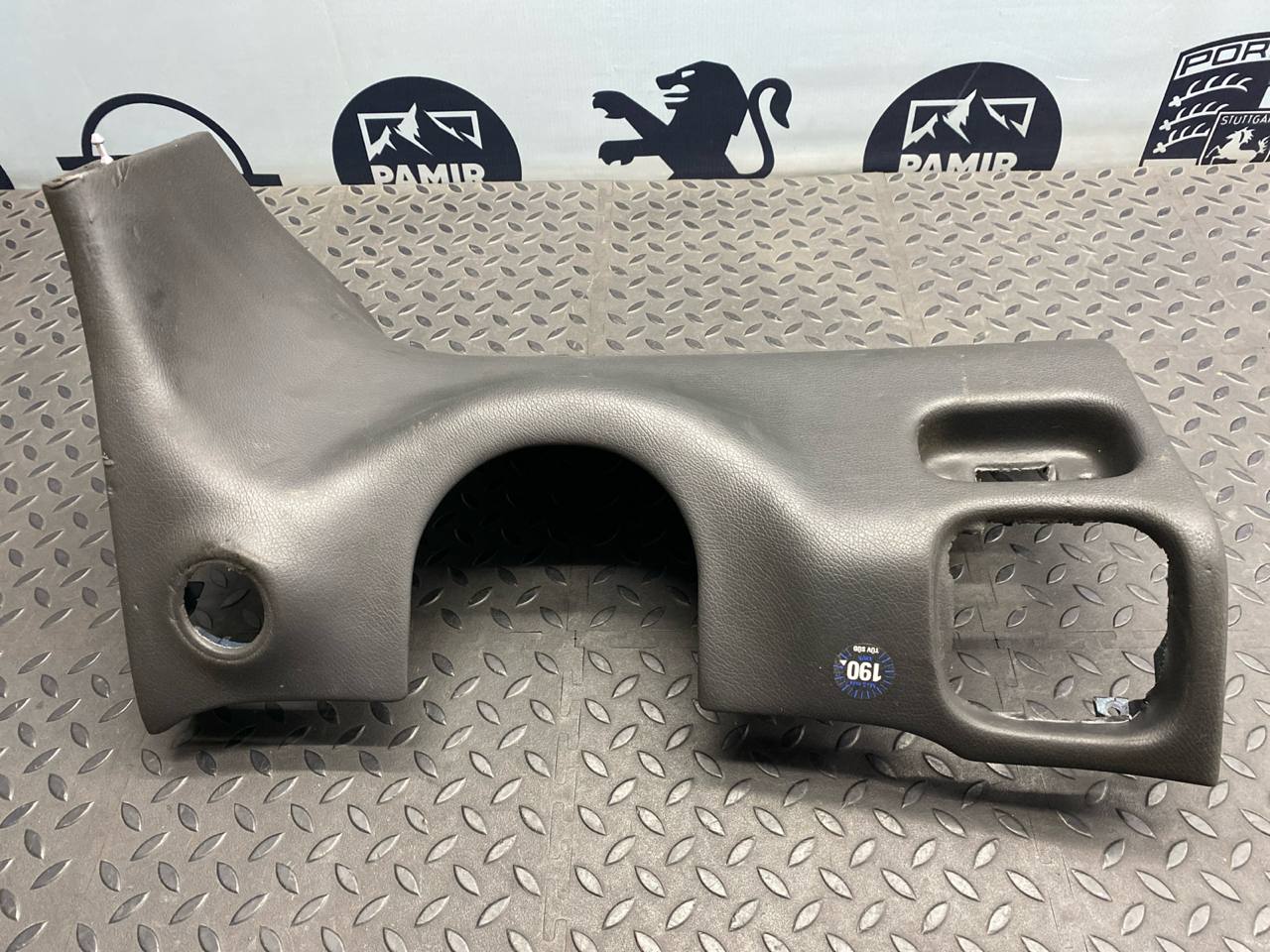 Накладка на торпедо левая Mercedes C/W203 2000-2008