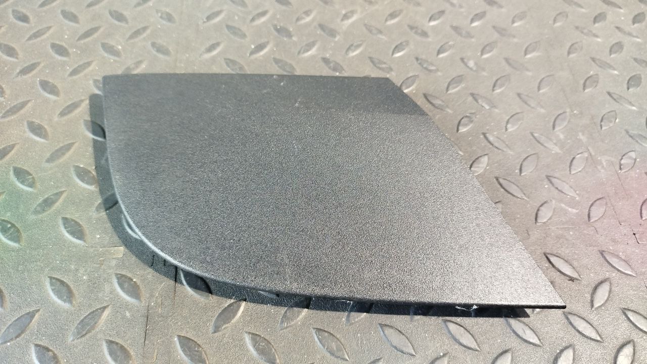 Решетка под лобовое стекло (Жабо) правая Mercedes B/W245 2005-2011