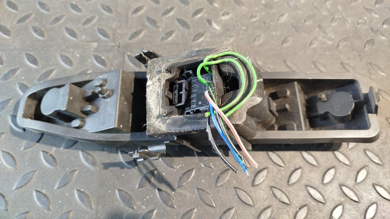 Плата заднего фонаря Renault Scenic/2 2003-2009