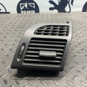 Дефлектор воздушный правый Mercedes E/W211 2002-2009