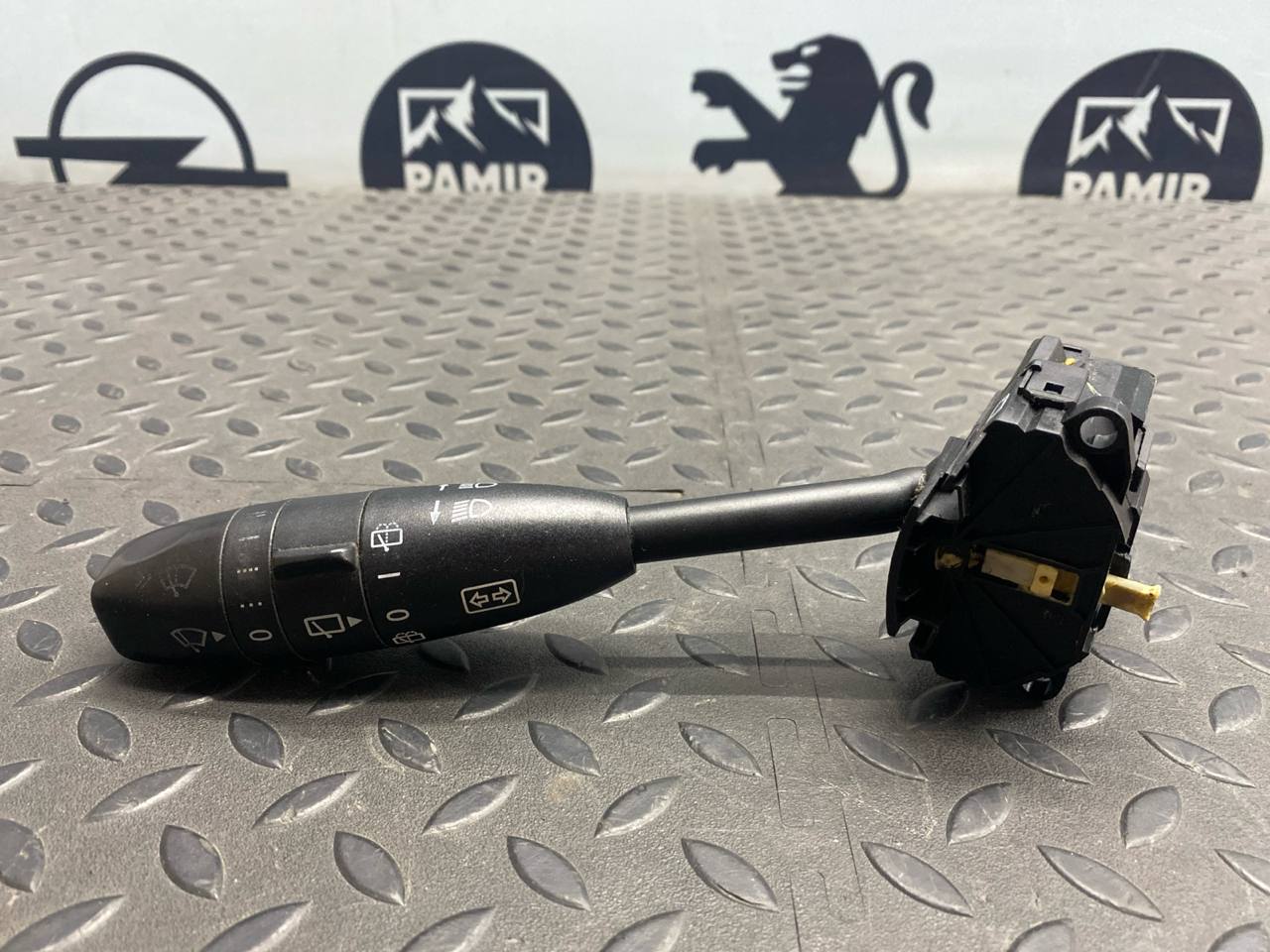 Переключатель стеклоочистителя Mercedes E/W211 2002-2009