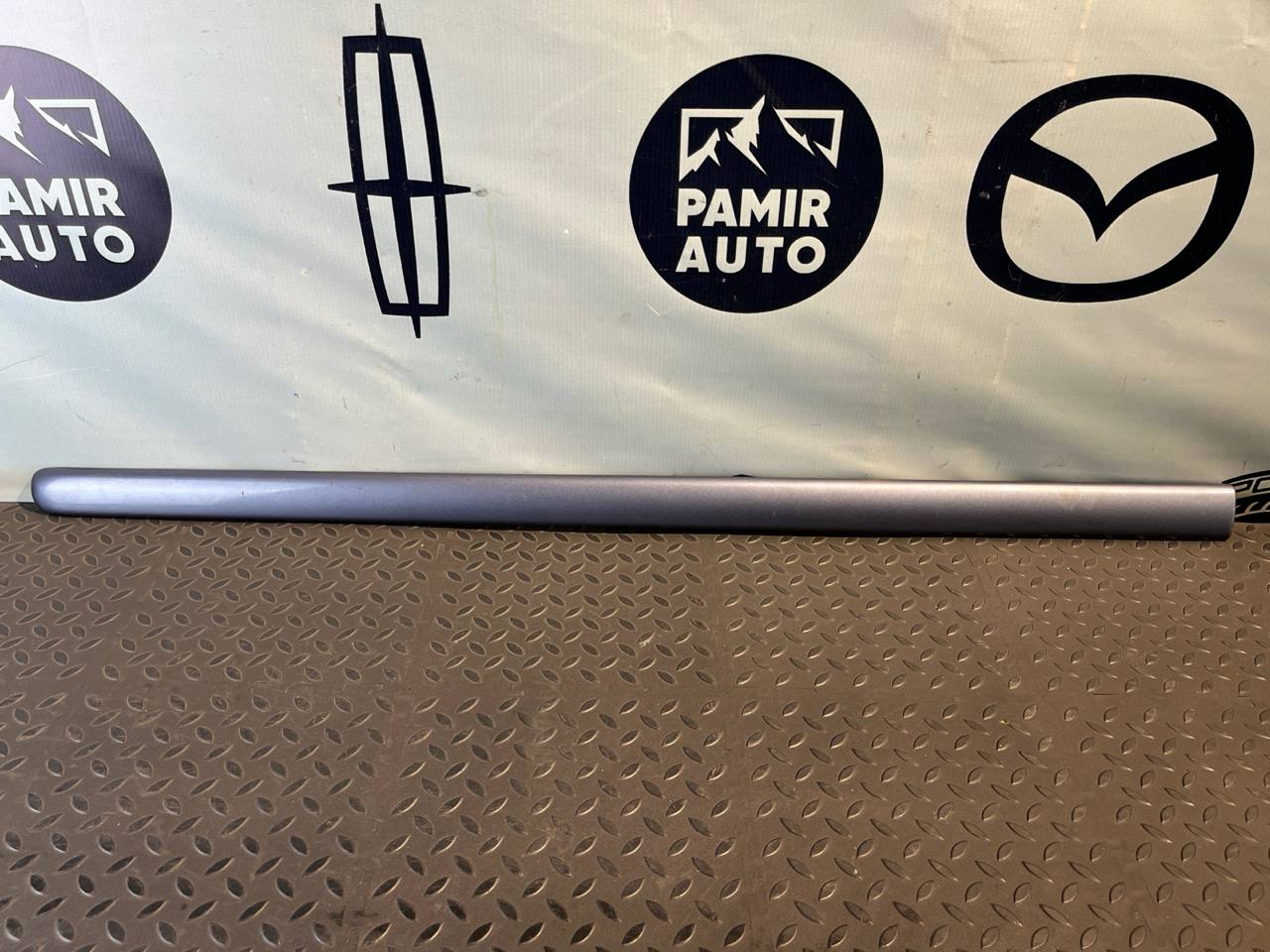 Молдинг двери передний левый Mercedes M/W163 1997-2005