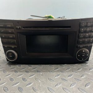 Магнитола Mercedes E/W211 2002-2009