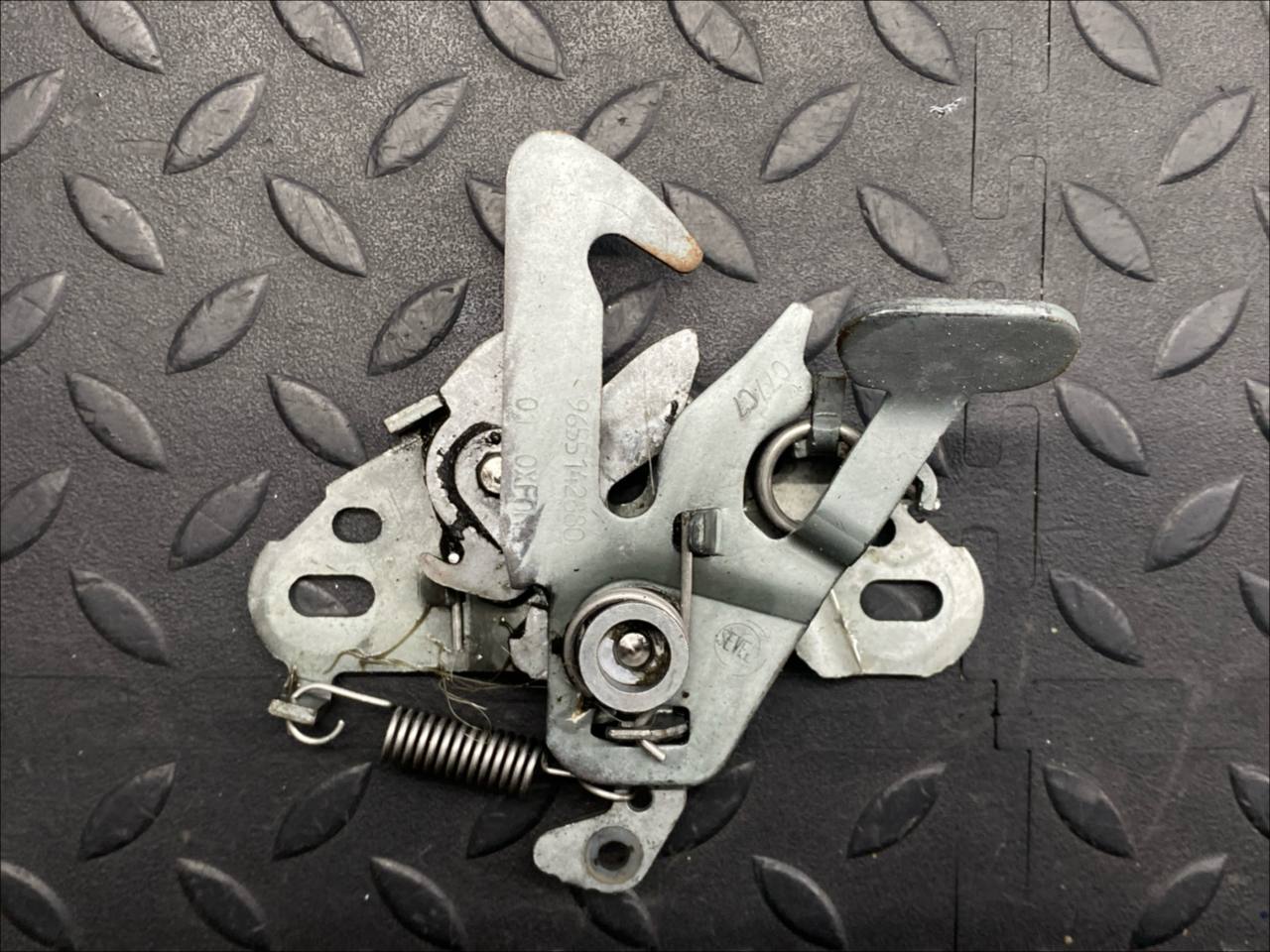 Замок капота Peugeot Expert/2 2007-2016