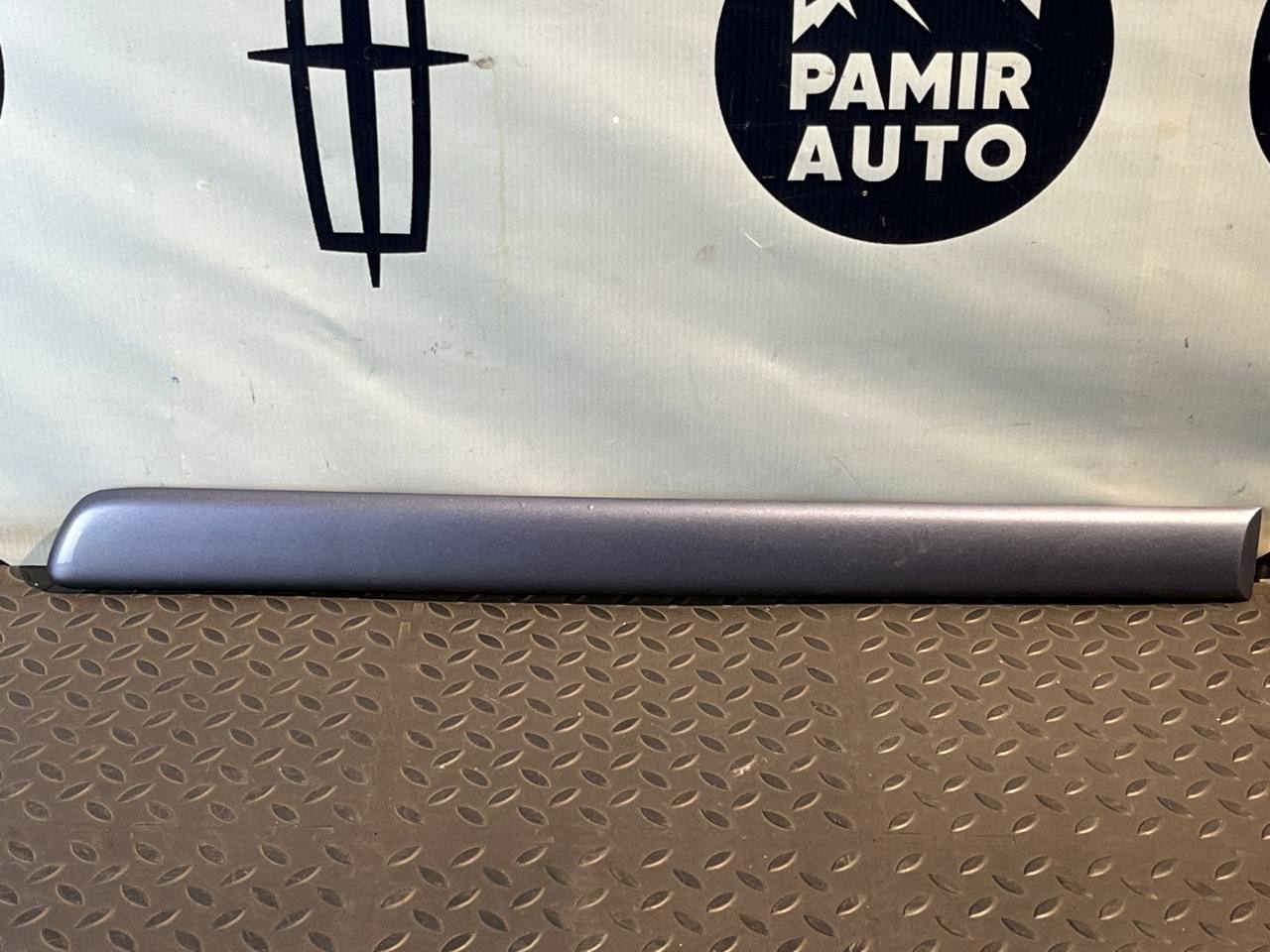 Молдинг двери задний левый Mercedes M/W163 1997-2005