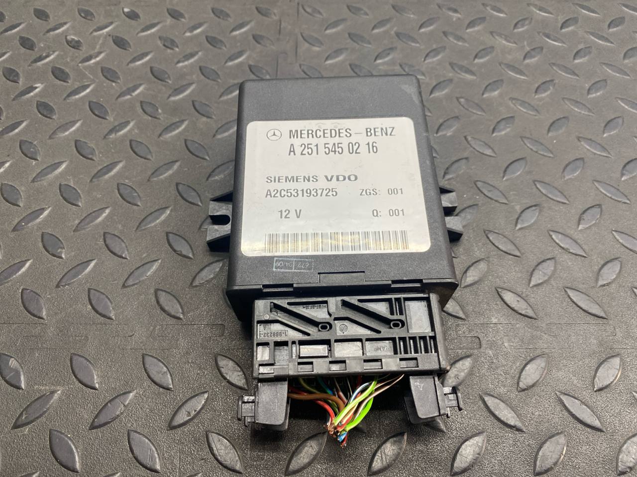 Блок управления подвеской Mercedes E/W211 2002-2009