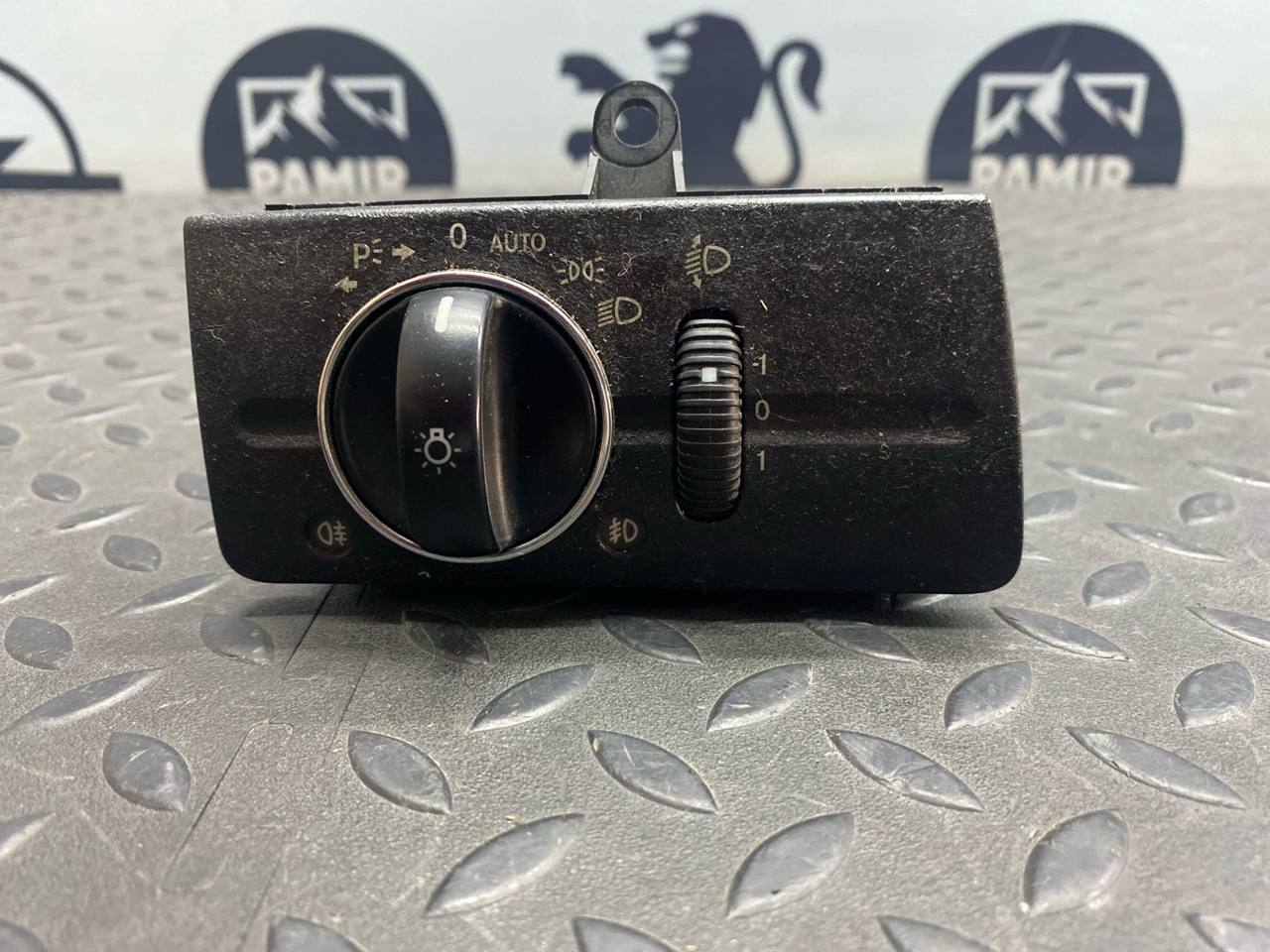 Переключатель света фар Mercedes E/W211 2002-2009