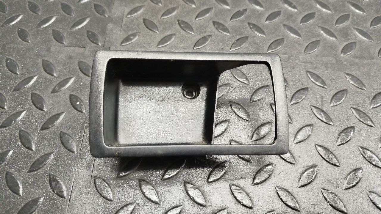 Накладка ручки двери задняя правая Ford Mondeo/3 2000-2007