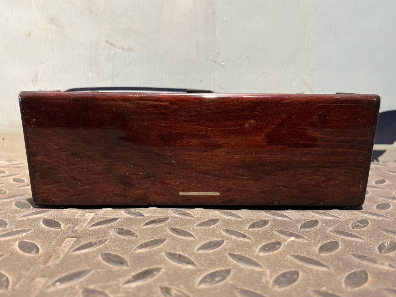 Бардачок Mercedes E/W210 1995-2003