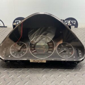 Комбинация приборов (Щиток) Mercedes E/W211 2002-2009