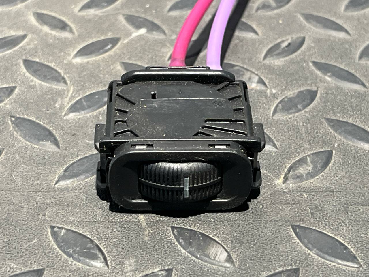 Кнопка корректора фар Mercedes E/W210 1995-2003