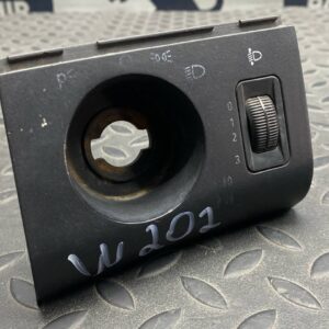 Накладка на торпедо Mercedes C/W202 1993-2001