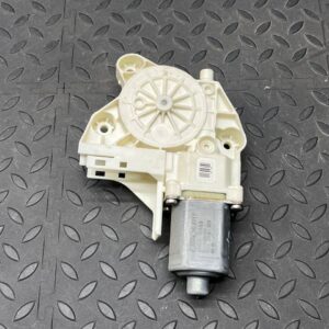 Моторчик стеклоподъемника передний правый Ford Focus/2 2004-2011