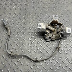 Замок капота Volkswagen Golf/4 1997-2006