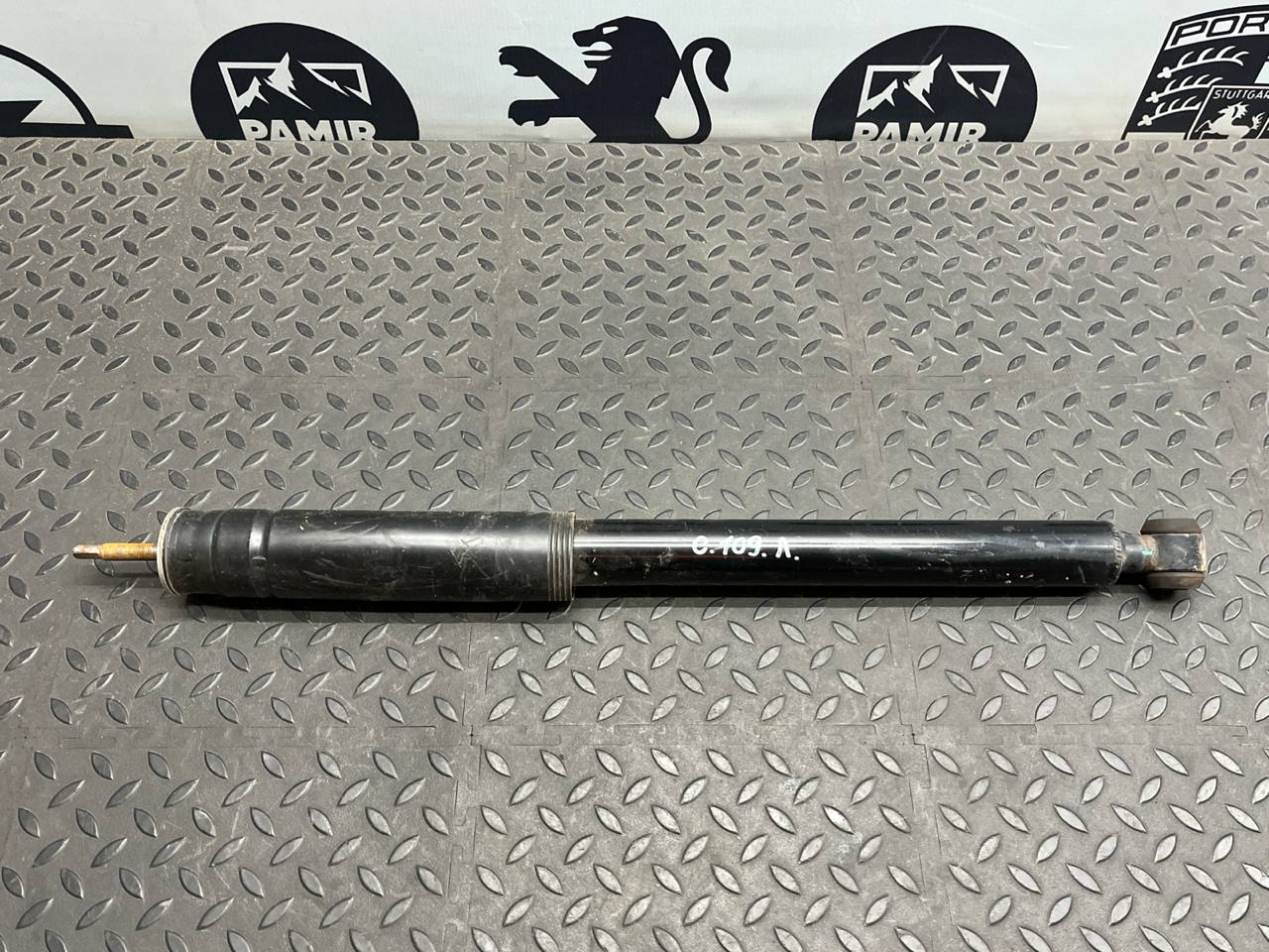 Амортизатор передний Mercedes E/W210 1995-2003