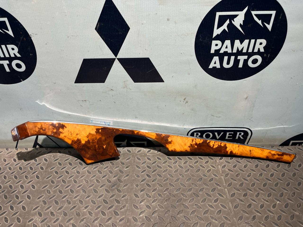 Накладка двери передняя правая Mercedes E/W211 2002-2009