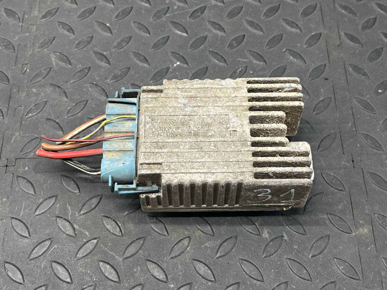 Блок управления вентилятором Mercedes E/W210 1995-2003