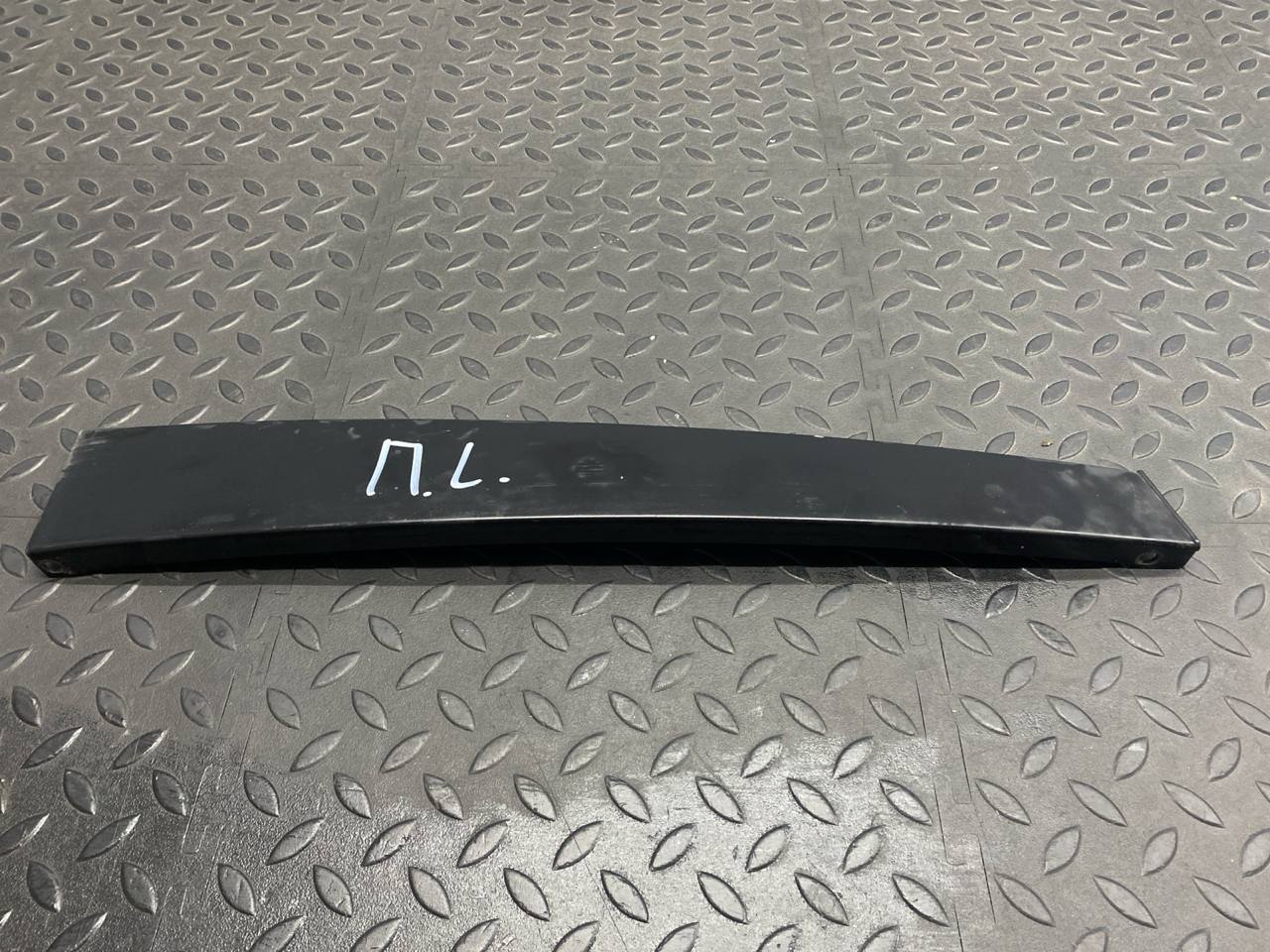 Накладка двери передняя левая Mercedes C/W202 1993-2001