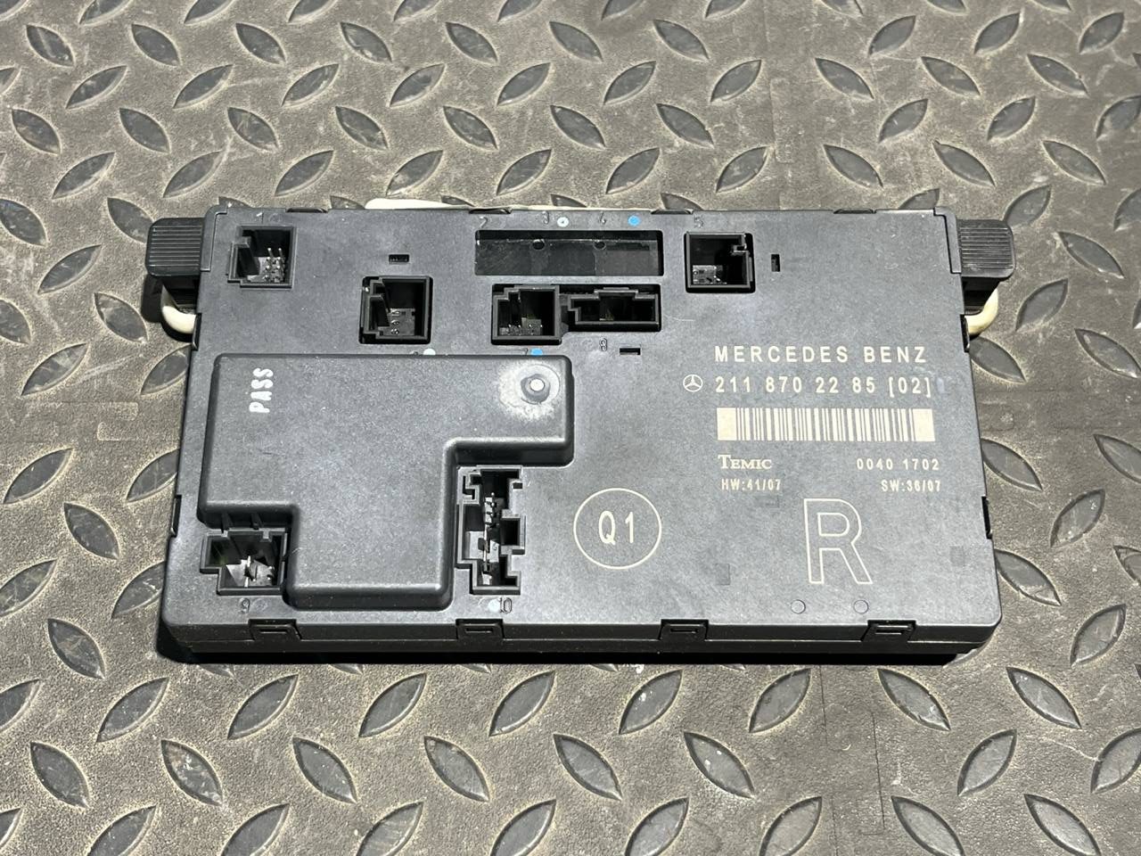 Блок комфорта двери передний правый Mercedes E/W211 2002-2009