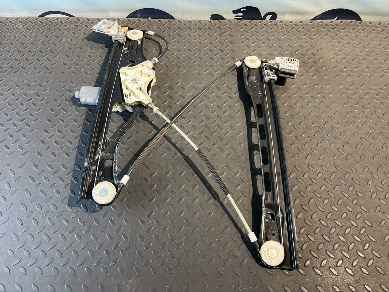 Стеклоподъемник передний правый Mercedes E/W211 2002-2009