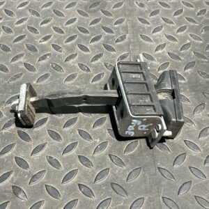 Ограничитель двери задний Mercedes E/W211 2002-2009