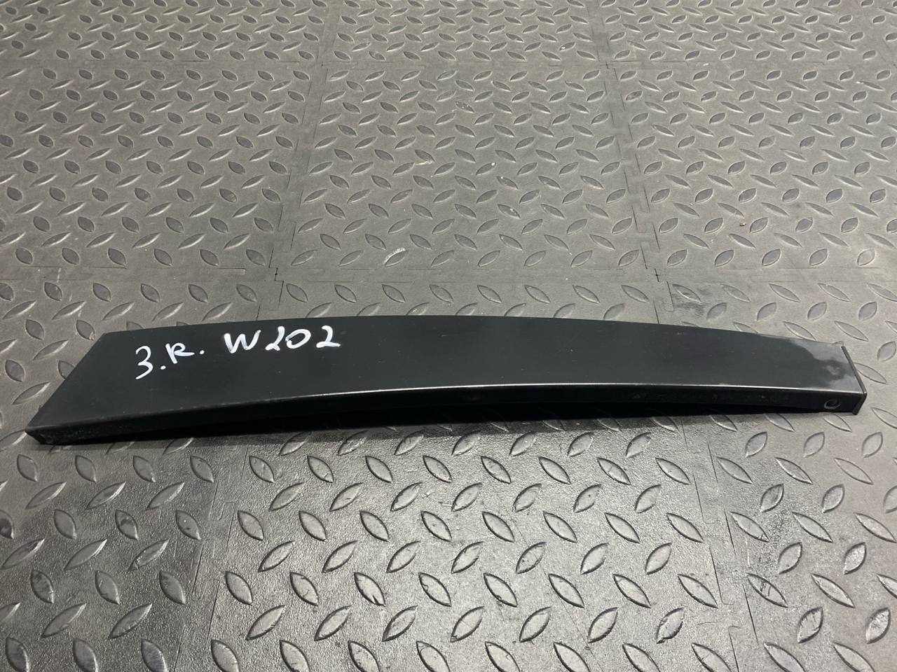 Накладка двери задняя правая Mercedes C/W202 1993-2001