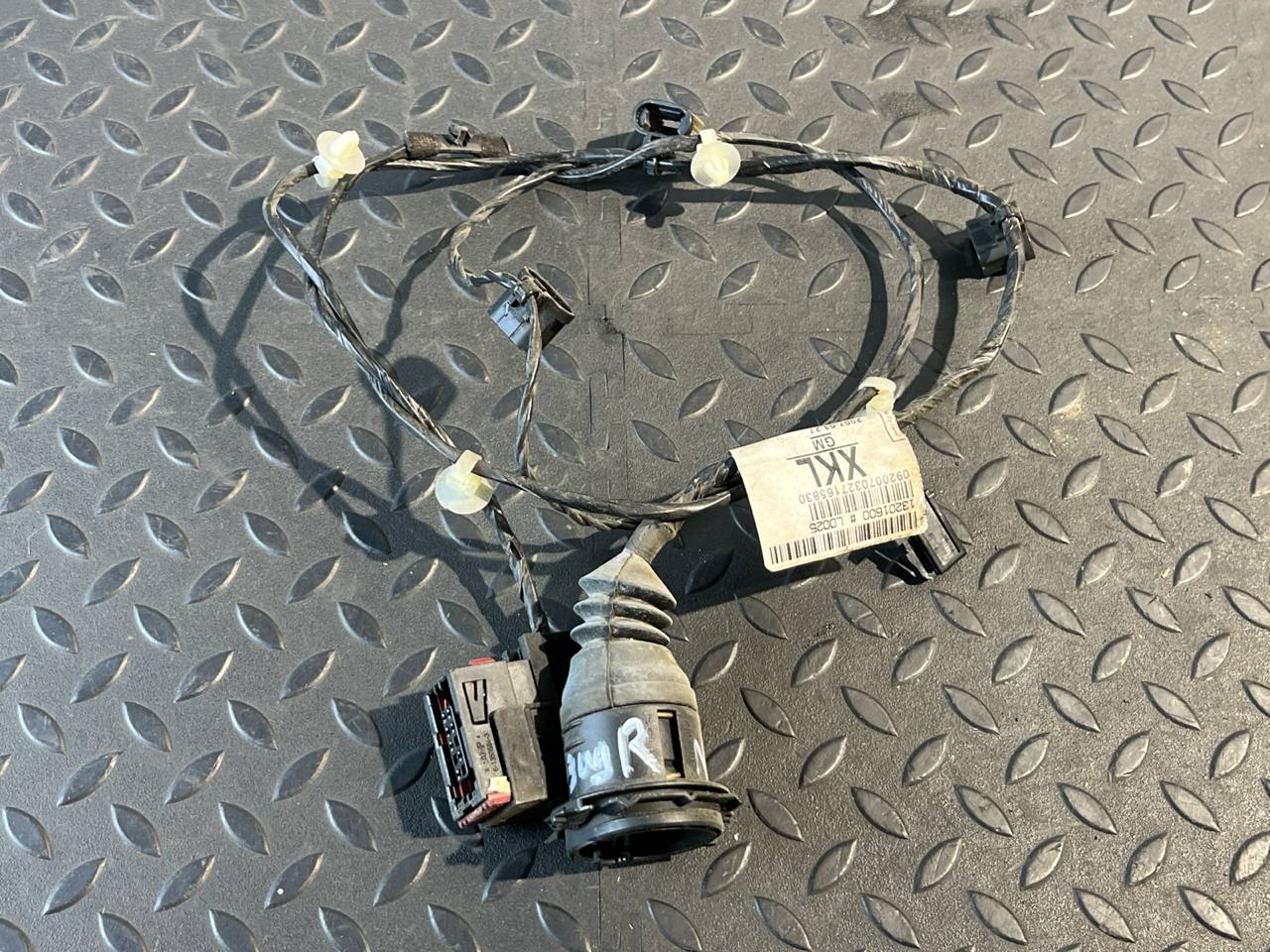 Проводка двери задняя правая Opel Zafira/B 2005-2014