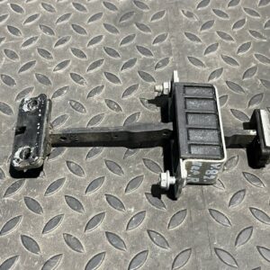 Ограничитель двери передний Mercedes E/W211 2002-2009