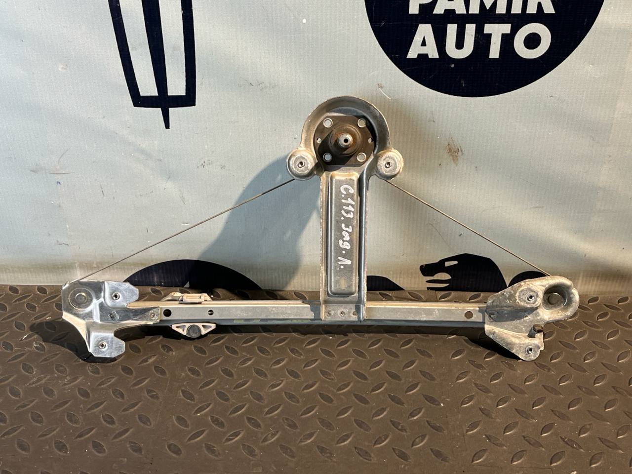 Стеклоподъемник задний левый Opel Astra/H 2004-2014