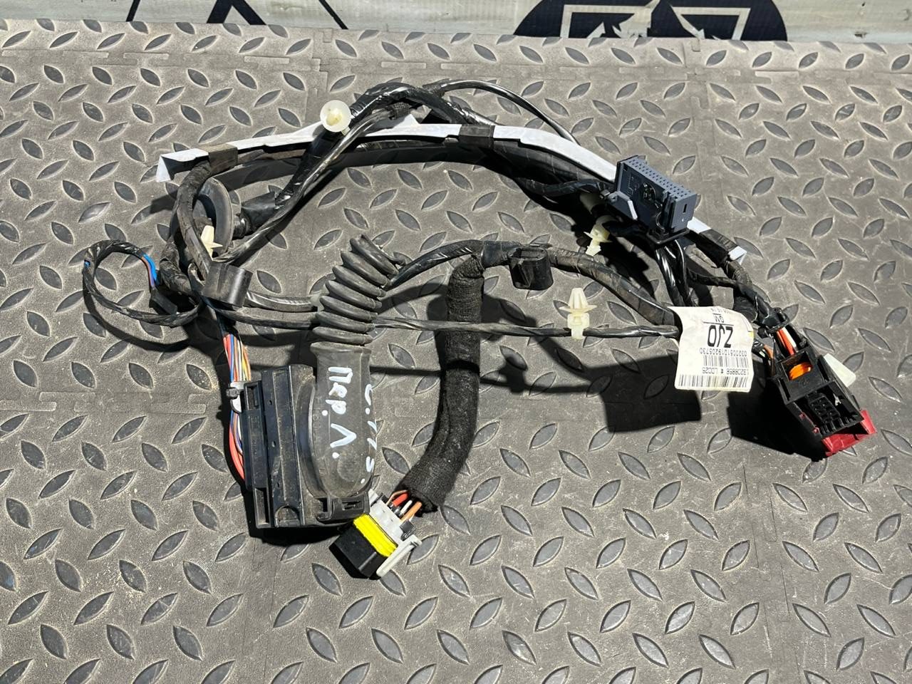 Проводка двери передняя левая Opel Astra/H 2004-2014