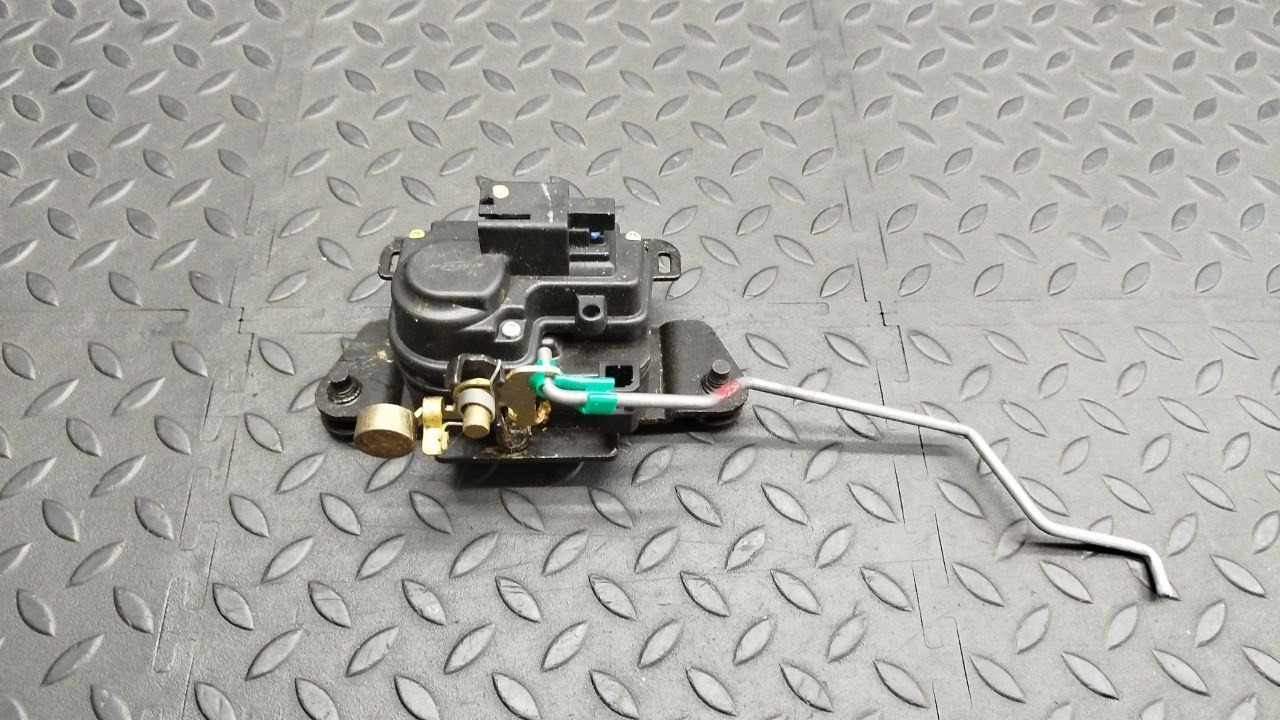 Замок двери багажника Chrysler PT Cruiser 2000-2010