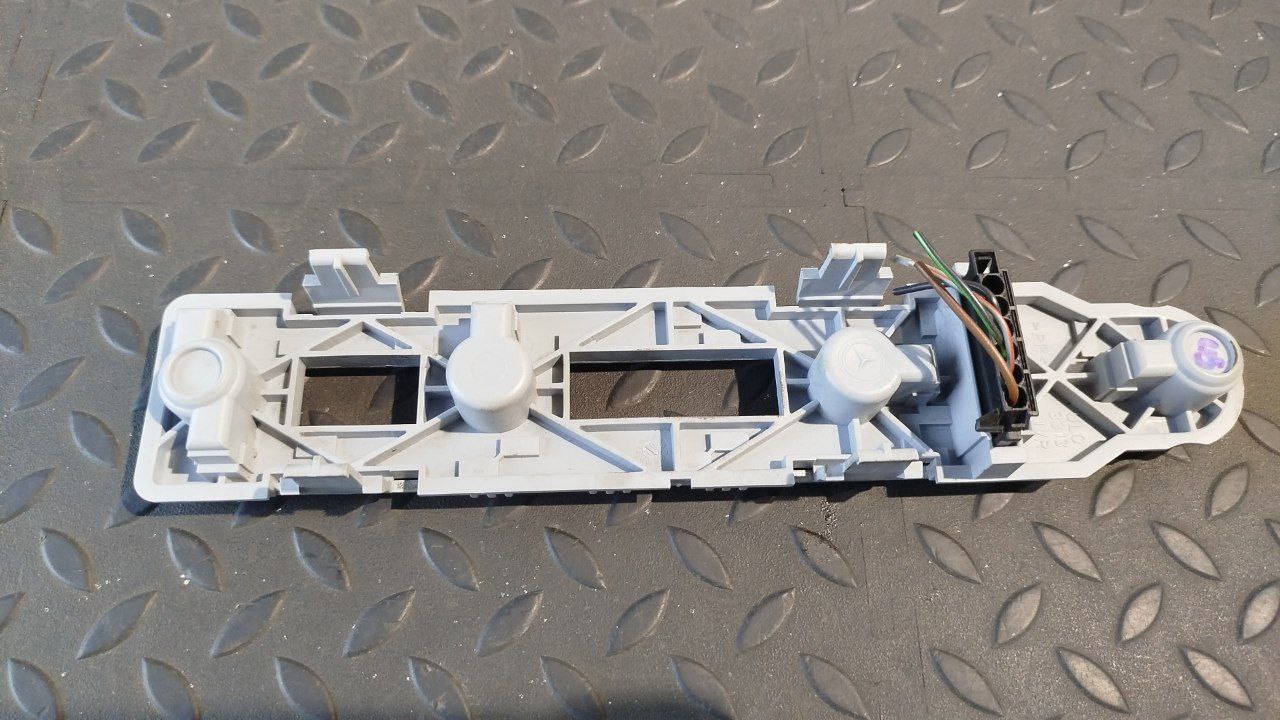 Плата заднего фонаря Mercedes C/W203 2000-2008