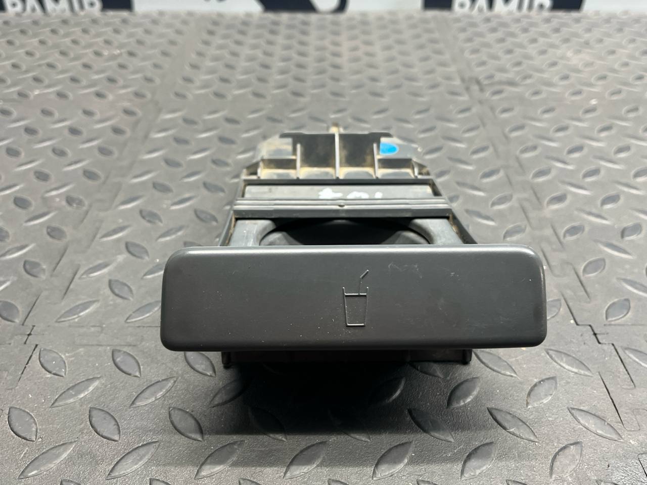 Подстаканник Peugeot Expert/2 2007-2016