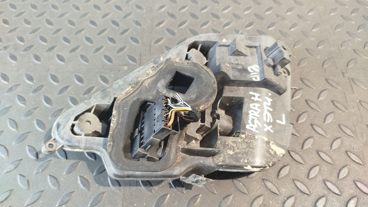 Плата заднего фонаря левая Opel Astra/H 2004-2014