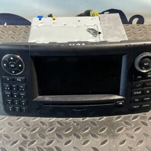 Магнитола Mercedes M/W164 2005-2011