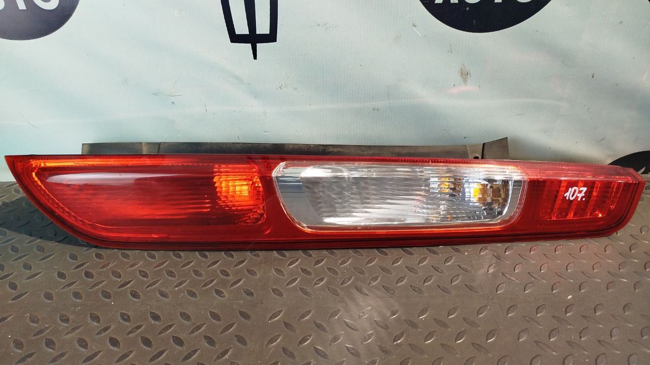 Фонарь задний правый Ford Focus/2 2004-2011