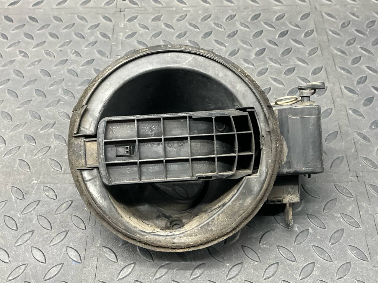 Ниша лючка бензобака Ford Focus/2 2004-2011